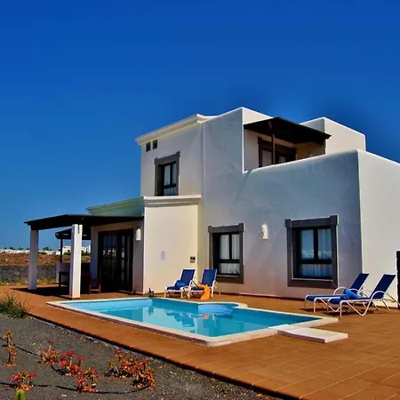 Playa Blanca Sleeps 6 Wifi T691309 * Playa Blanca (Lanzarote)